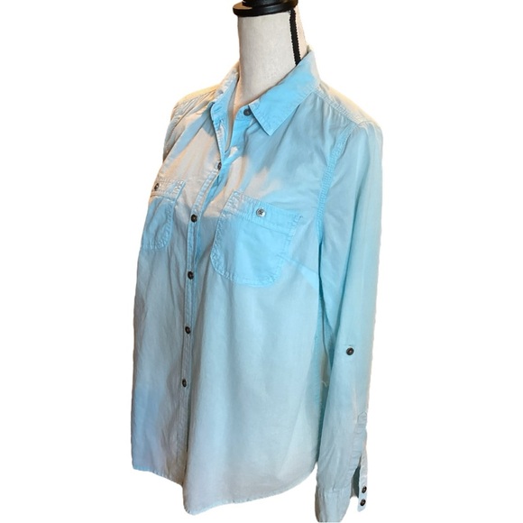 Sonoma Lifestyles Thin Chambray Blue Fade Long Sleeve Button Down Shirt Medium - Picture 1 of 10